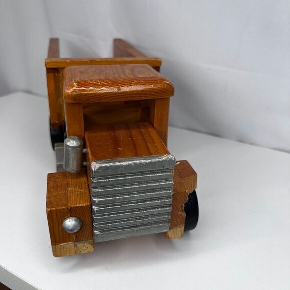 Wooden Dump Truck "Heron Bay" Logo w/ Heron Pic -  Rolls and Bed Lifts - Picture 3 of 14